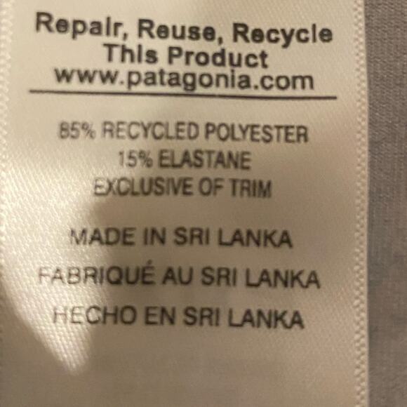 Patagonia Women’s Centered Leggings Sz S Navy Geo Print Yoga Pants 27” Inseam - Picture 11 of 11